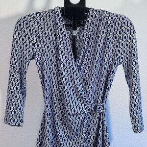 Ann Taylor Navy & White Geometric Wrap blouse